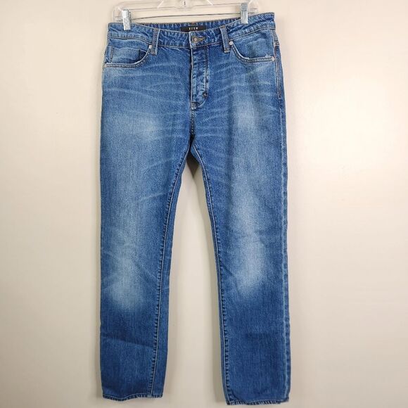 Neuw Mens Full Button Fly Whiskered Faded Lou Slim Weekend 5 Pocket Jeans 32x32 - Picture 2 of 9